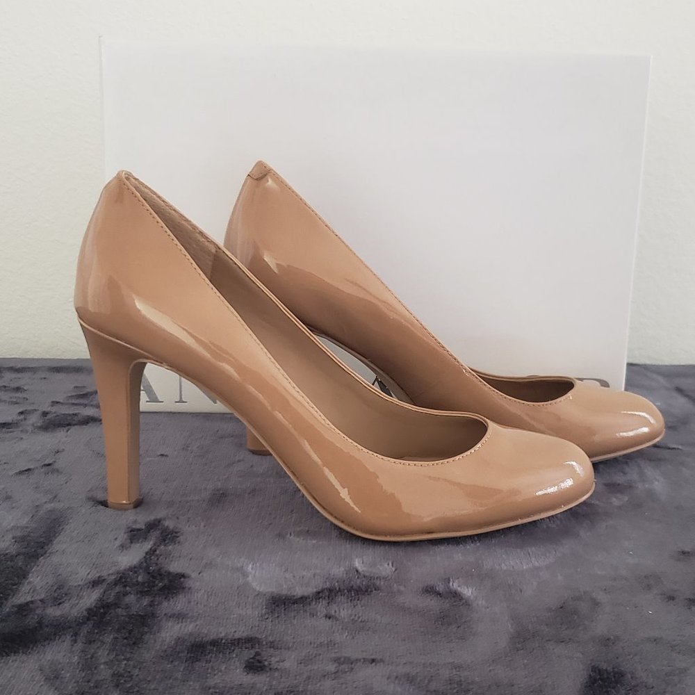 Camel Heels - 3-1/2" heel, Size 5.5